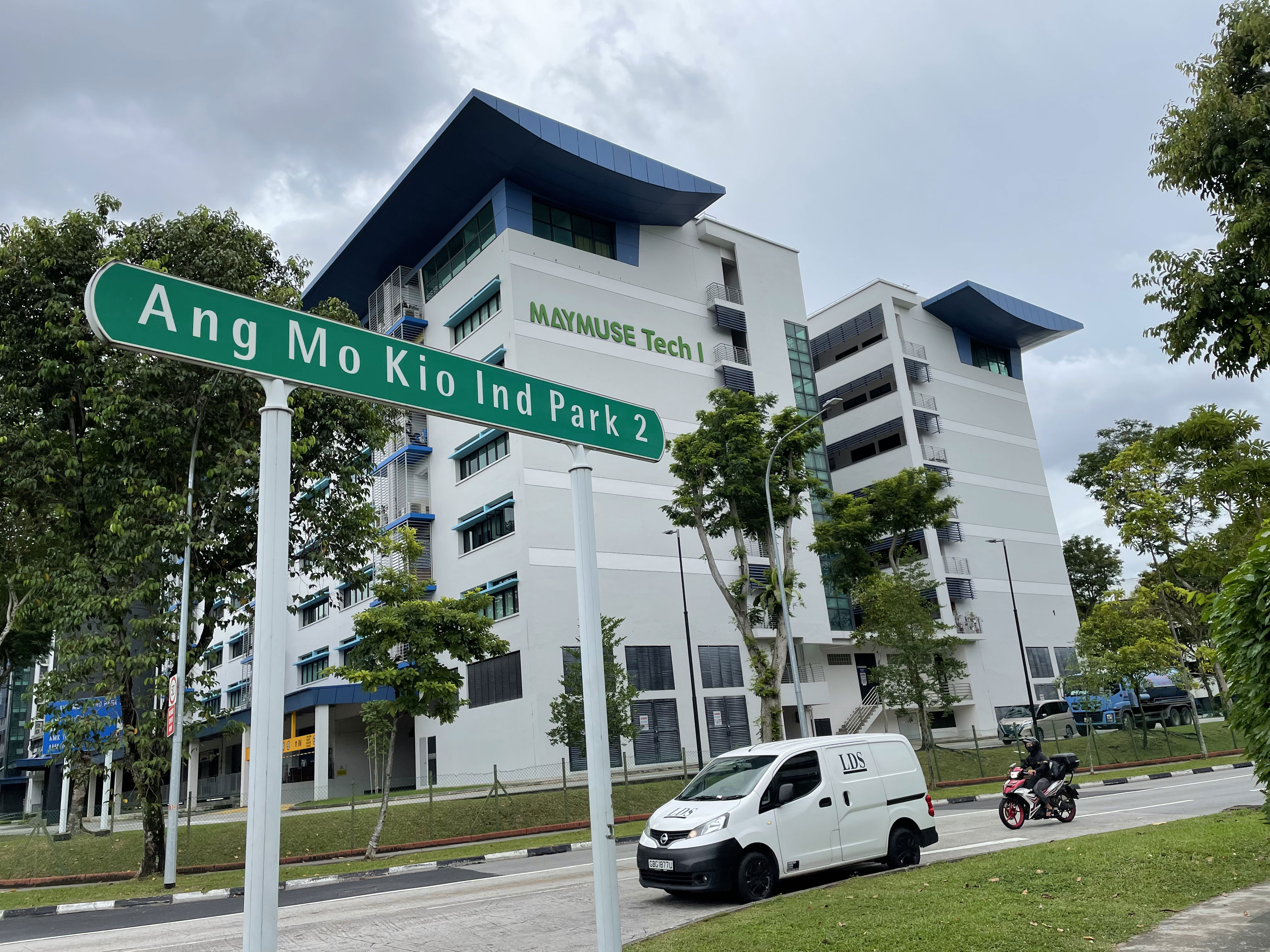 研發中心.png 研發中心.png